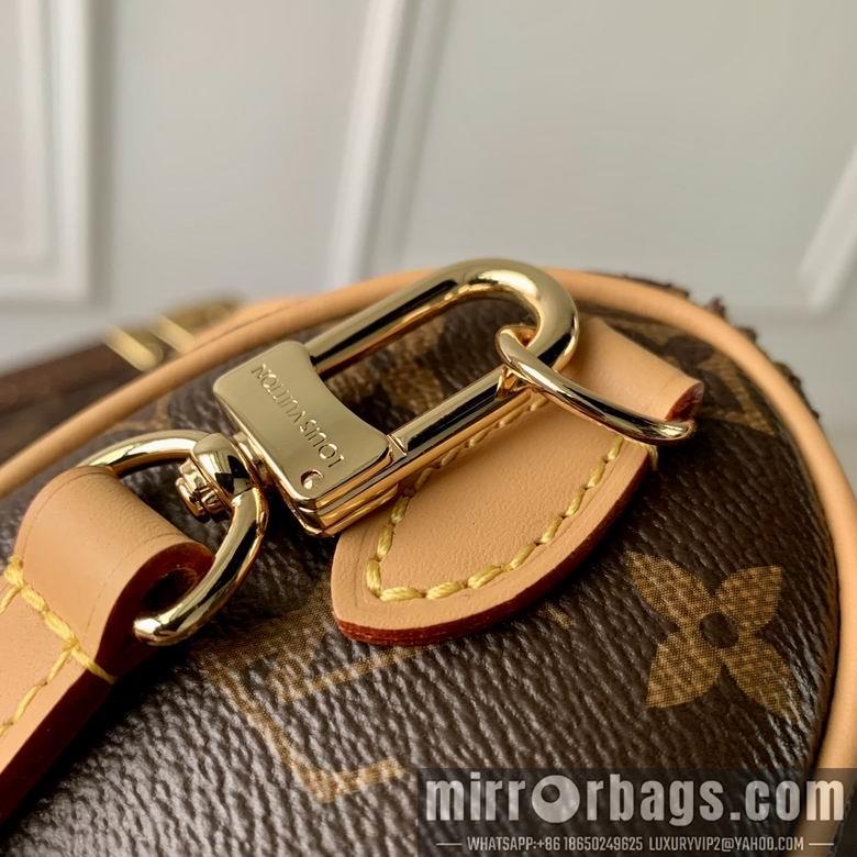 LV Replica Bags Speedy M82624 16x10x7.5cm gf