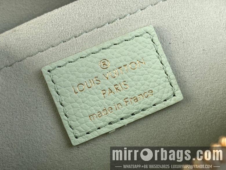 LV Replica Bags Speedy M24598 18x12x10cm gf