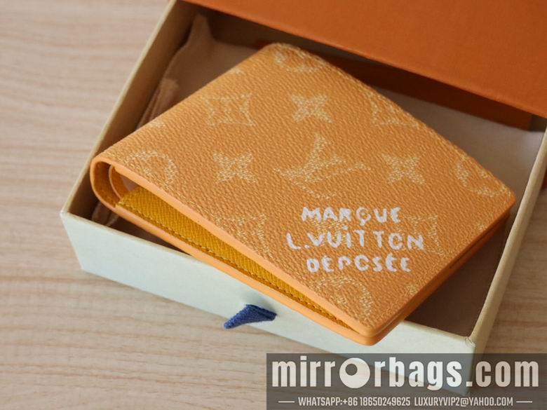 LV Replica Bags M12866 11X9X2cm