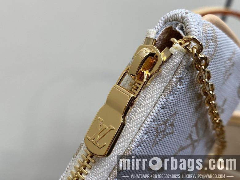 LV Replica Bags Nano Bucket M12317 13x17x9cm gf