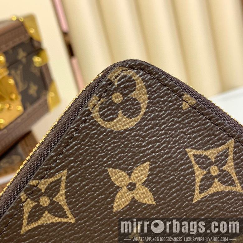 LV Replica Bags M83476 11x8.5x1.5cm gf