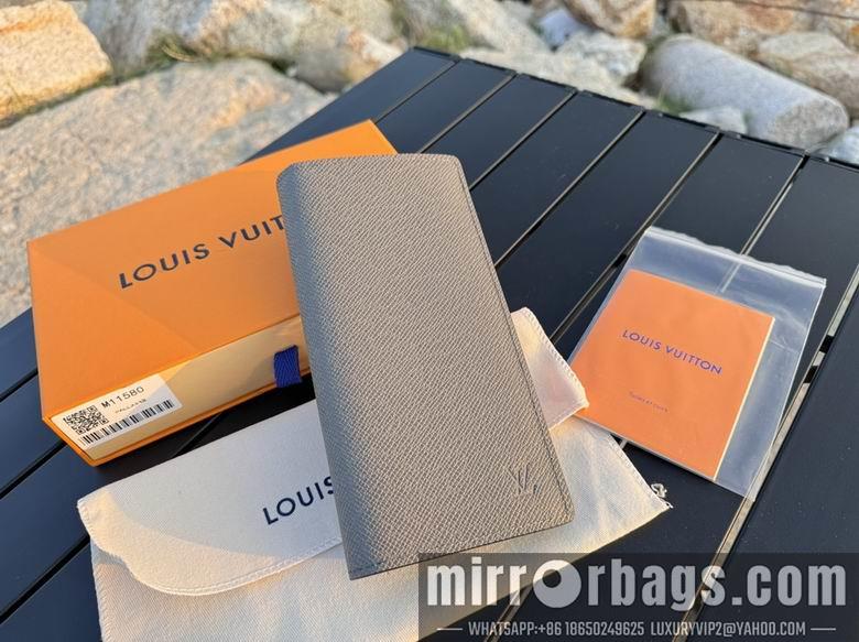 LV Replica Bags M11580 19X10X2cm