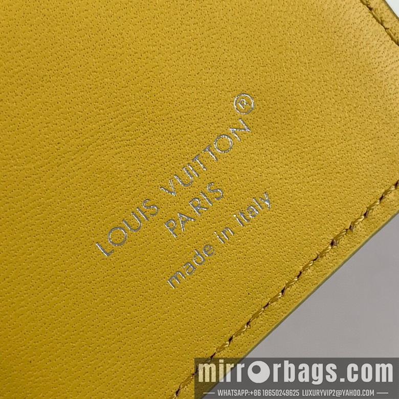 LV Replica Bags m13185 9.5x0.5x6.5cm gf4