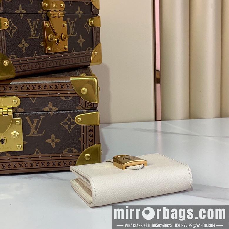 LV Replica Bags Portfoille Locky M12408 11x8.5x2cm gf4