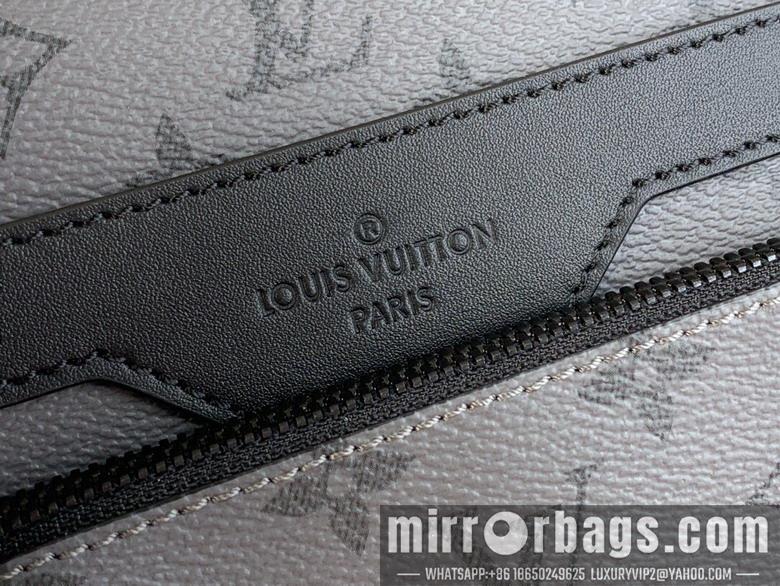LV Replica Bags Discovery M11641 29x38x20cm gf