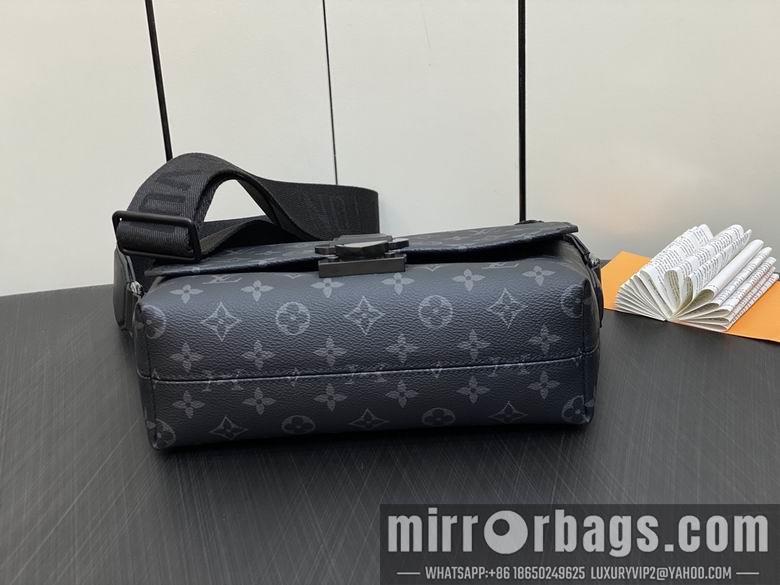 LV Replica Bags S-Cape M46794 28x16x10cm gf