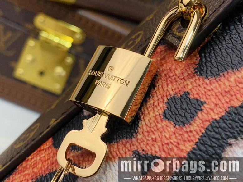 LV Replica Bags Cannes M13846 15x17x15cm gf