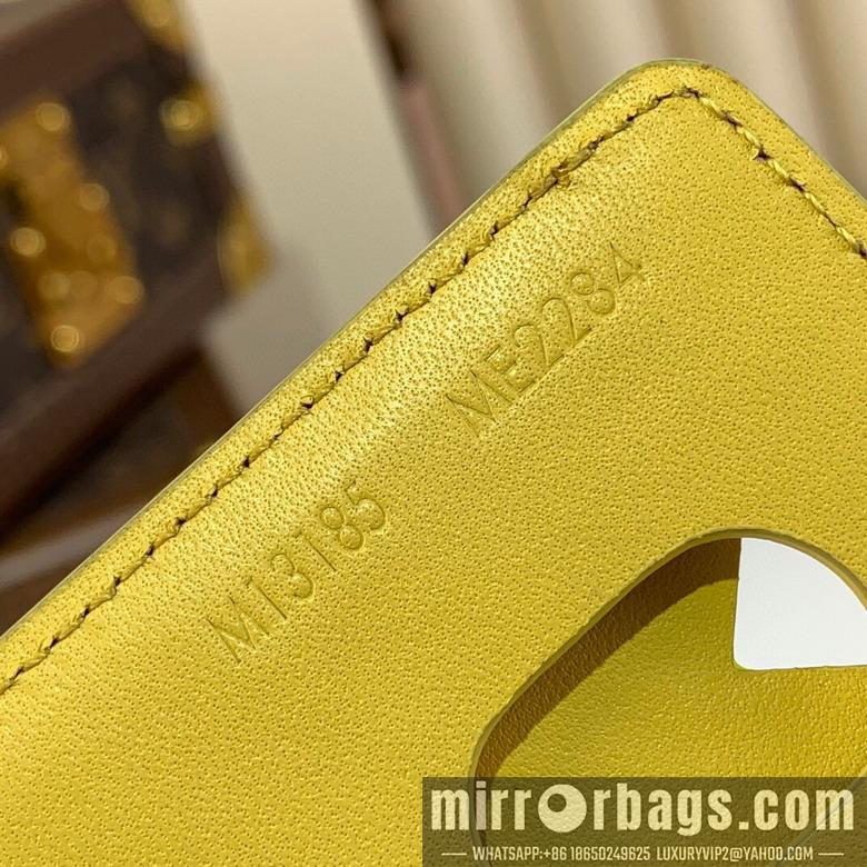 LV Replica Bags m13185 9.5x0.5x6.5cm gf4