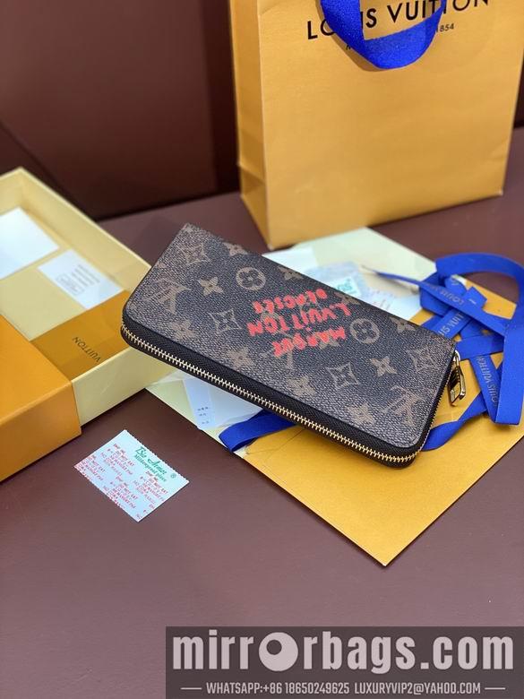 LV Replica Bags M11702 19X10cm