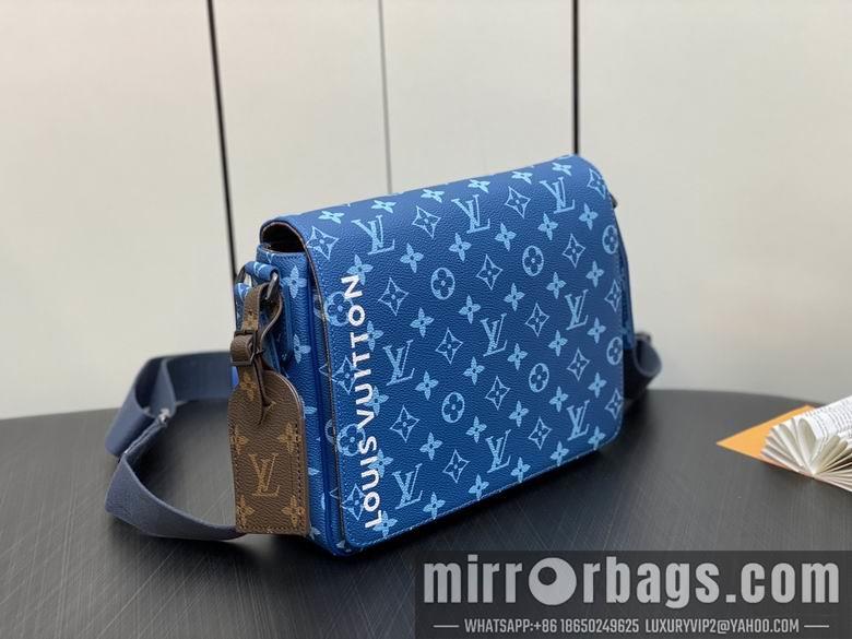 LV Replica Bags District M23785 26x20x7cm gf