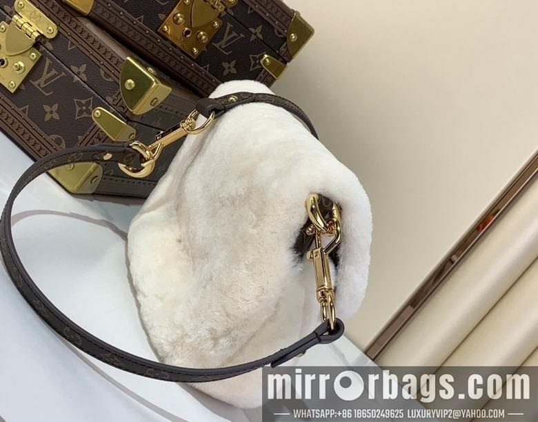 LV Replica Bags M12097 27X18X3cm