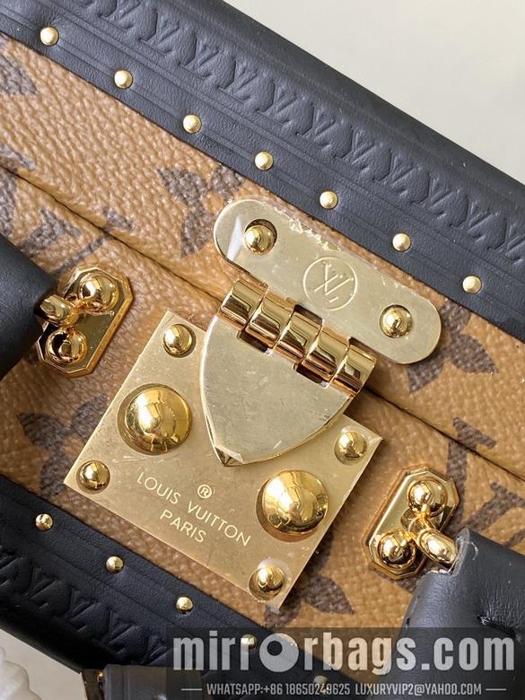 LV Replica Bags Square Trunk M11206 17x17x8cm gf