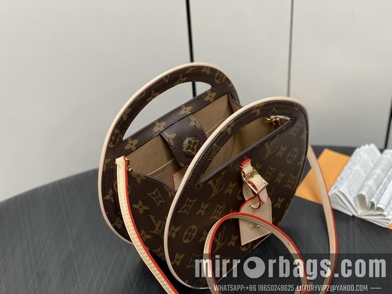 LV Replica Bags Around Me M47117 22.5x21x7cm gf