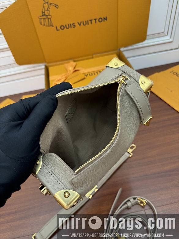 LV Replica Bags M25072 18X12.5X8cm