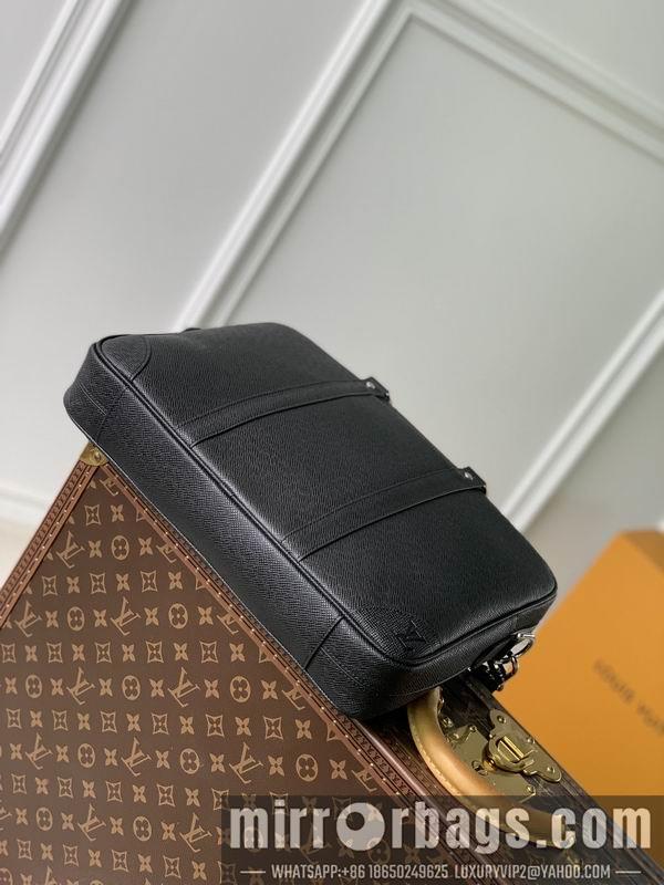 LV Replica Bags Voyage M30925 36.5x27.5x6cm gf
