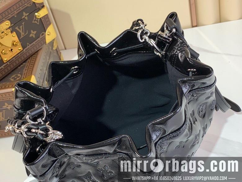 LV Replica Bags Cruise M13484 23x27x8cm gf