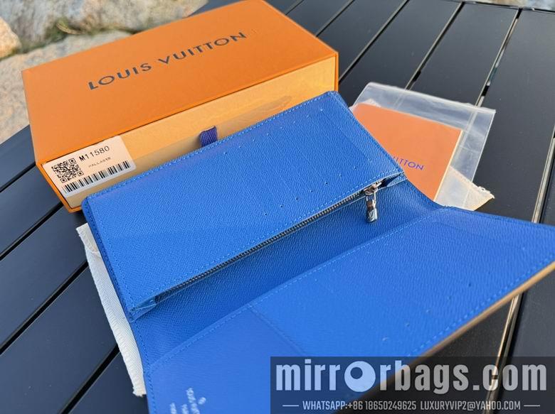 LV Replica Bags M11580 19X10X2cm