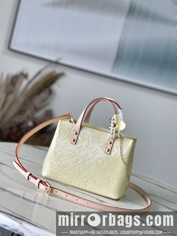 LV Replica Bags Reade M24144 22x16.5x11cm gf