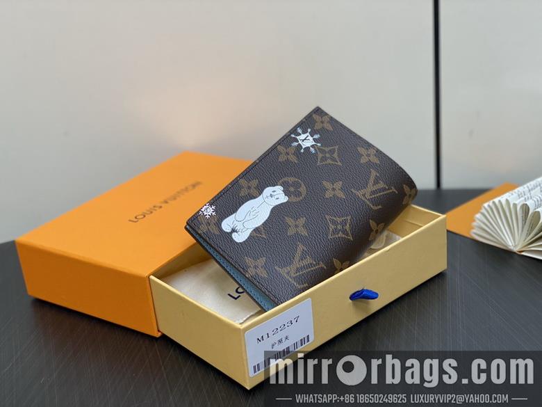 LV Replica Bags Candy M12237 14x2.5x10cm gf