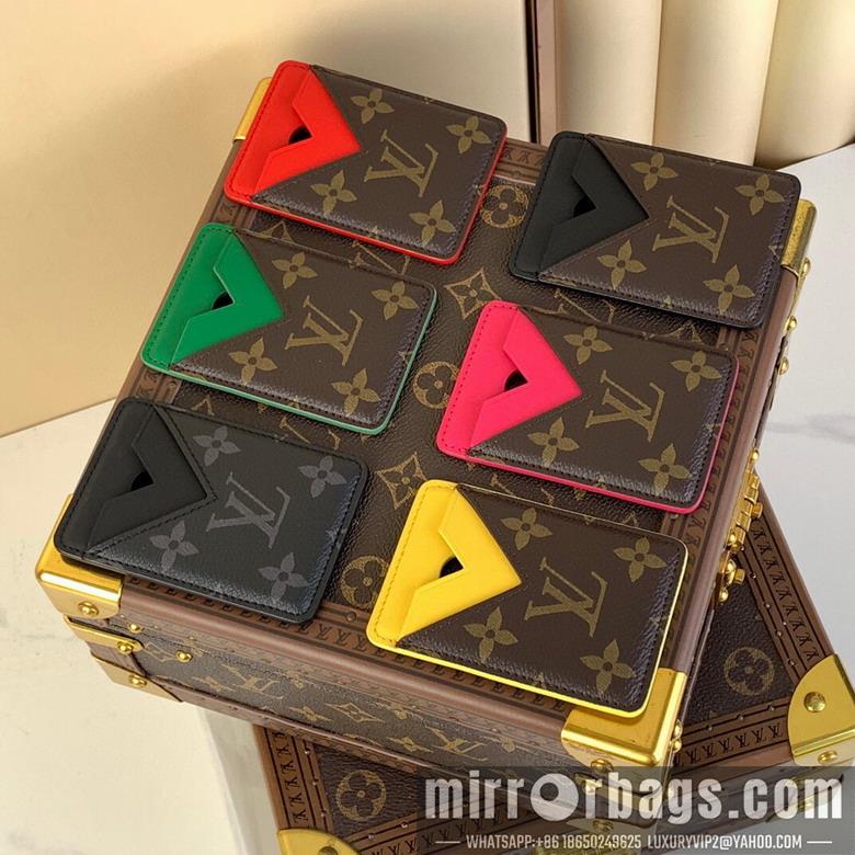 LV Replica Bags m13185 9.5x0.5x6.5cm gf