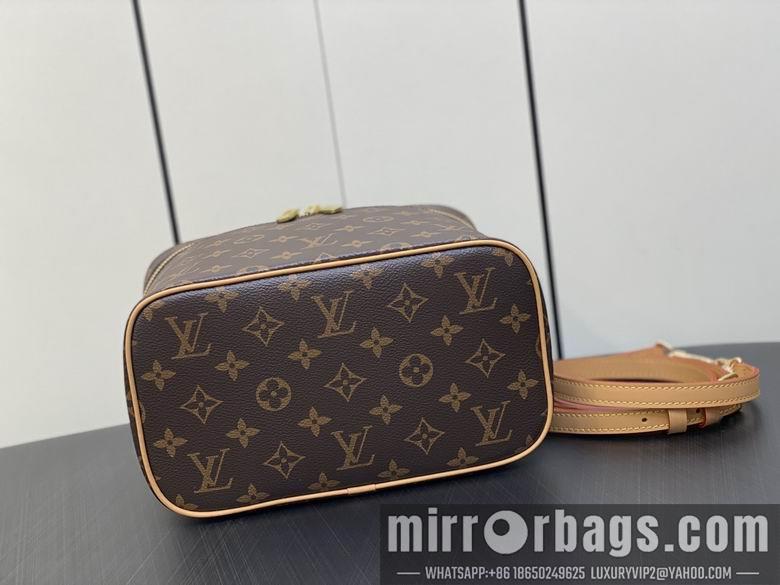 LV Replica Bags NiceNano M42265 24x18x14.5cm gf