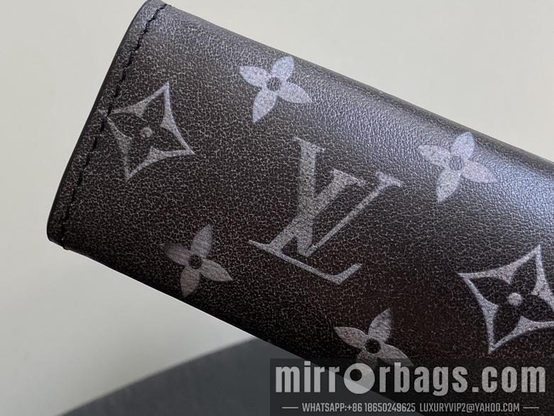 LV Replica Bags Voyage M11764 27x21x6cm gf