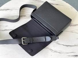 LV Replica Bags Flap M30807 28.3x18.3x4.3 cm gf