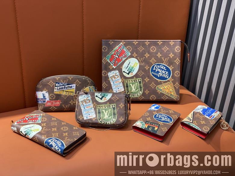 LV Replica Bags M83519 10x14x2.5cm gf