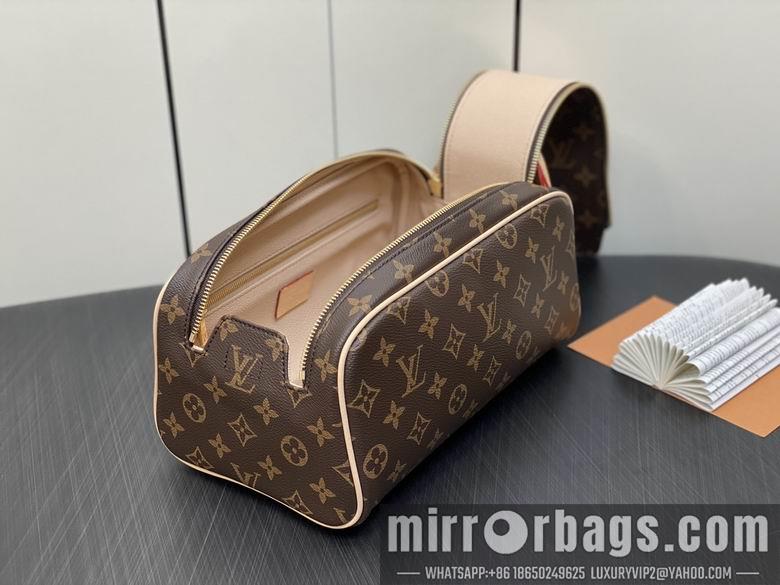 LV Replica Bags Dopp M44494 28x15x16.5cm gf