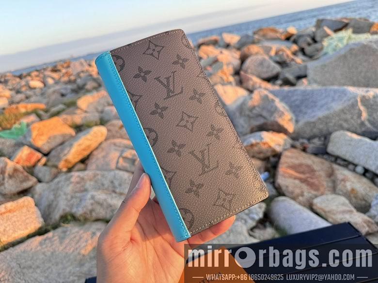 LV Replica Bags M11467 19X10X2cm