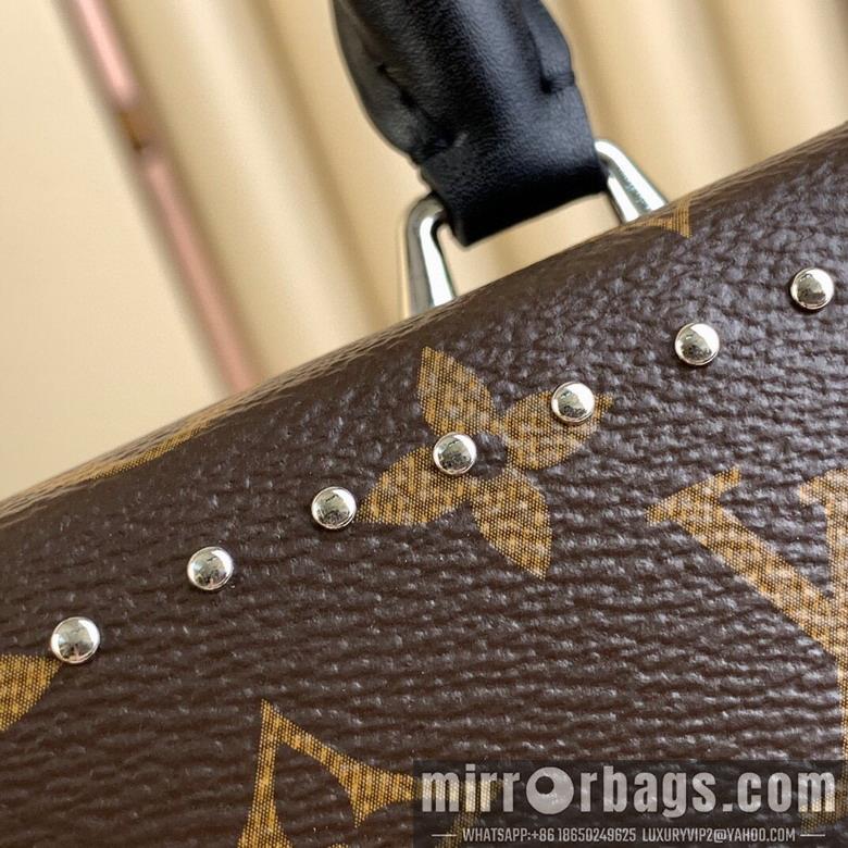 LV Replica Bags Camera Box M82465 12.5x17.6x6cm gf.
