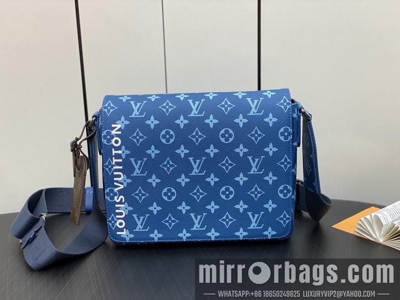 LV Replica Bags District M23785 26x20x7cm gf