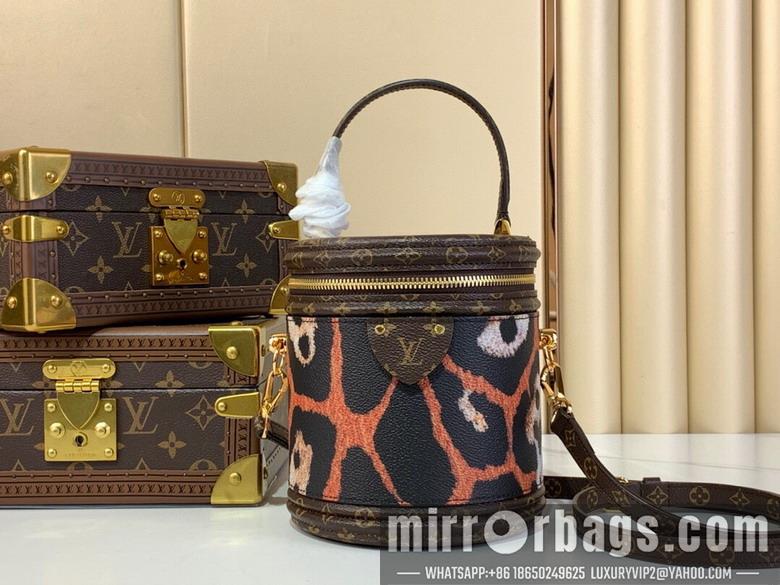 LV Replica Bags Cannes M13846 15x17x15cm gf
