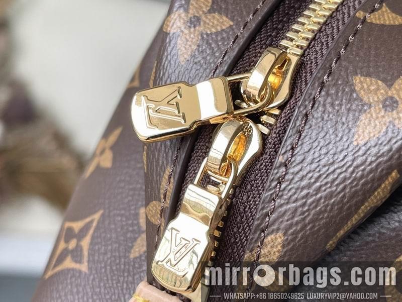 LV Replica Bags 化妆包M46458 27x18x9cm gf
