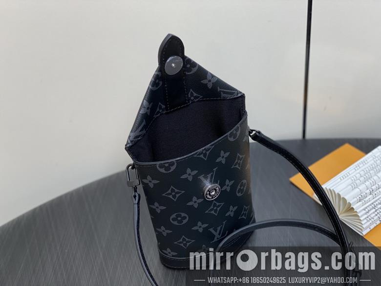 LV Replica Bags Envelope Pouch M11613 12.5x18x8.5cm gf