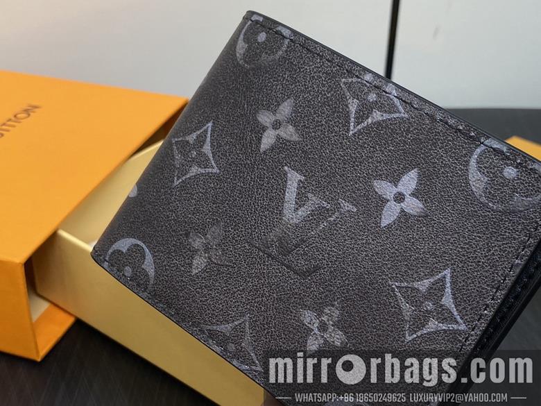 LV Replica Bags M11708 11x8.5x2cm gf