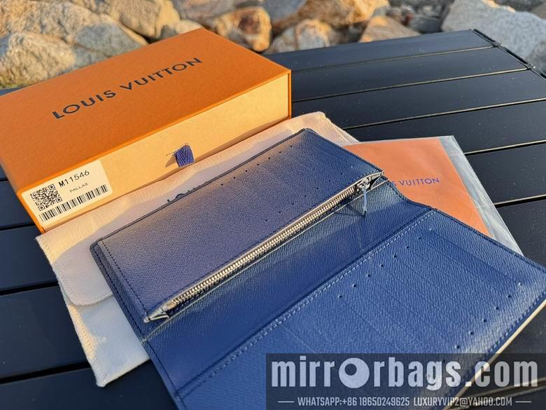 LV Replica Bags M11546 10X19X2cm YG 2colour