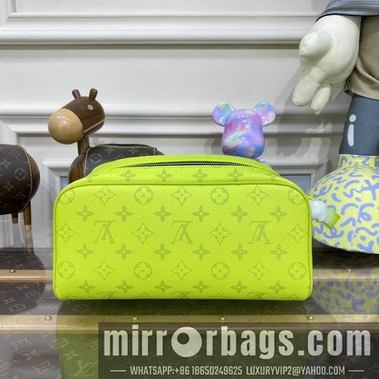 LV Replica Bags Dopp Kit M10144 28x15x16.5cm gf