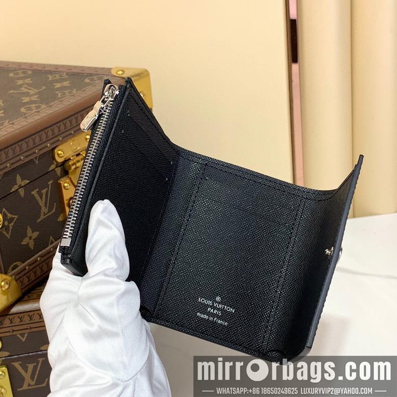 LV Replica Bags Victor M12598 11.5x9x2.5cm gf1