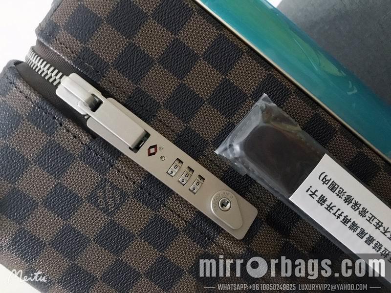 LV Replica Bags LV Horizon 35x23x55cm Qs