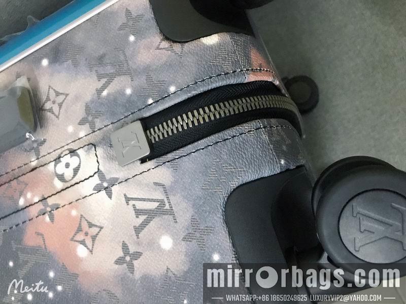 LV Replica Bags LV Horizon 35x23x55cm Qs