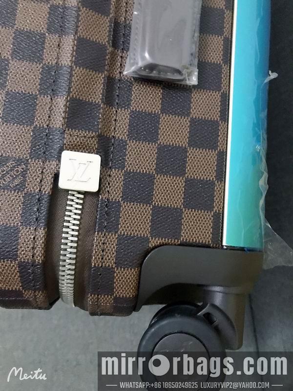 LV Replica Bags LV Horizon 35x23x55cm Qs