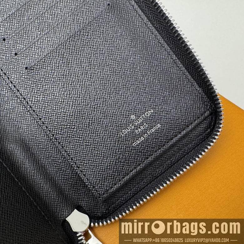 LV Replica Bags M62295 19X10cm