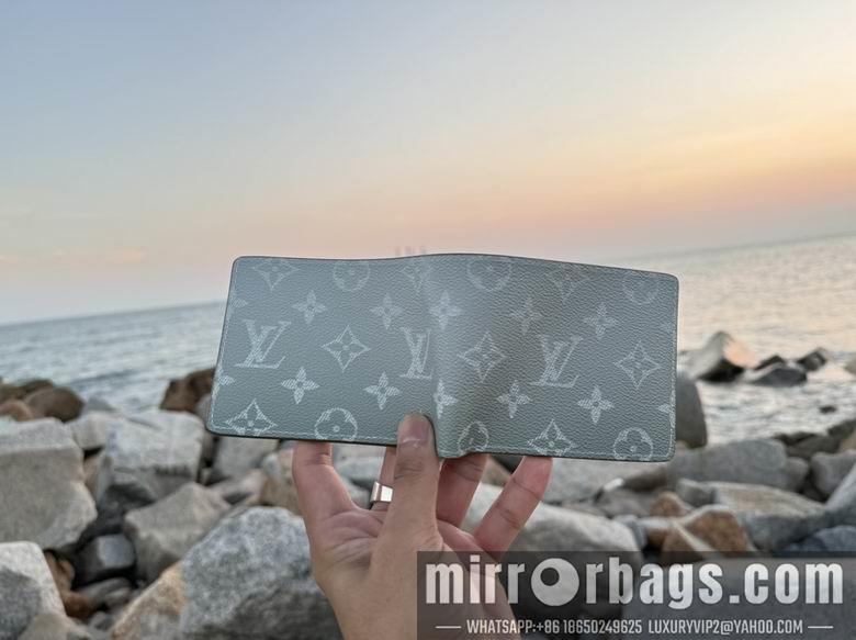 LV Replica Bags M11547 11.5X9X1.5cm YG 2colour