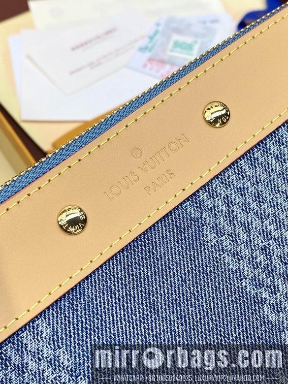 LV Replica Bags M81570 30X21.5X1cm
