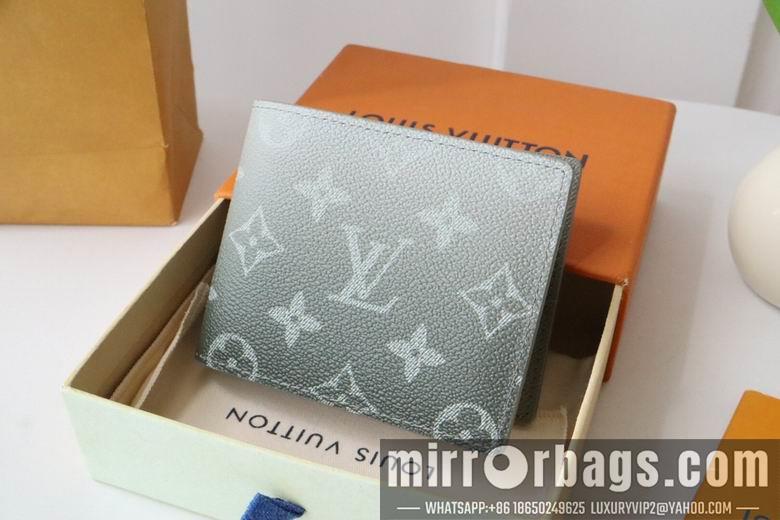 LV Replica Bags M11547 11.5X9X1.5cm YG 2colour
