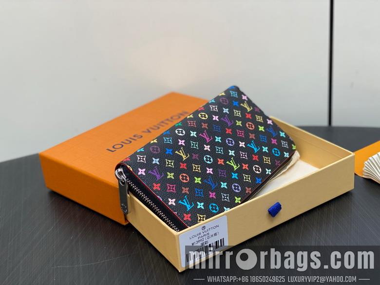 LV Replica Bags Zippy M13992 19.5x10.5x2.5cm gf