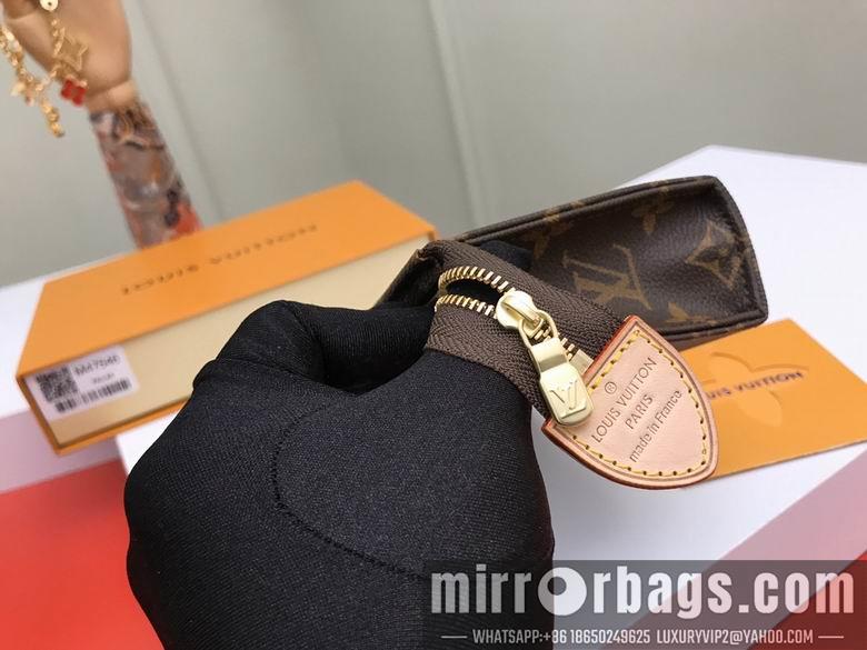 LV Replica Bags M47546 15X10X4.5cm
