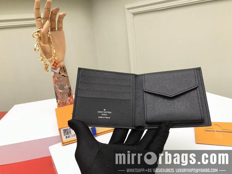 LV Replica Bags M62289 10.5X10.5cm