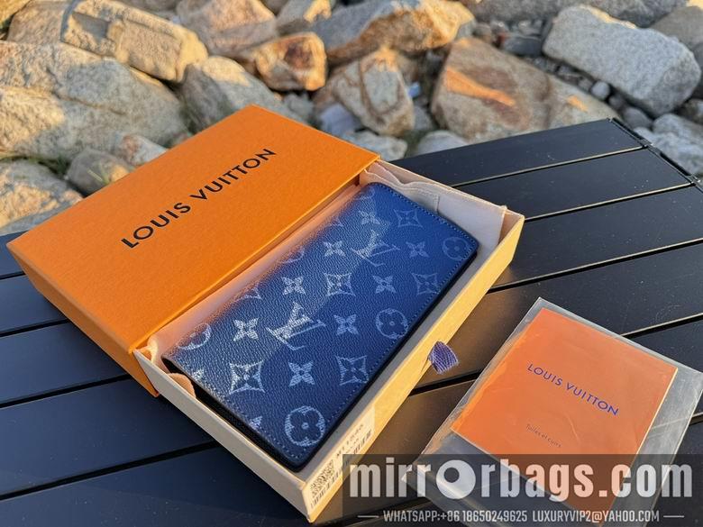 LV Replica Bags M11546 10X19X2cm YG 2colour